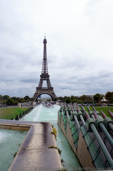 Missiles of Trocadero Gardens Pointed Towards the Eiffel Tower.jpg