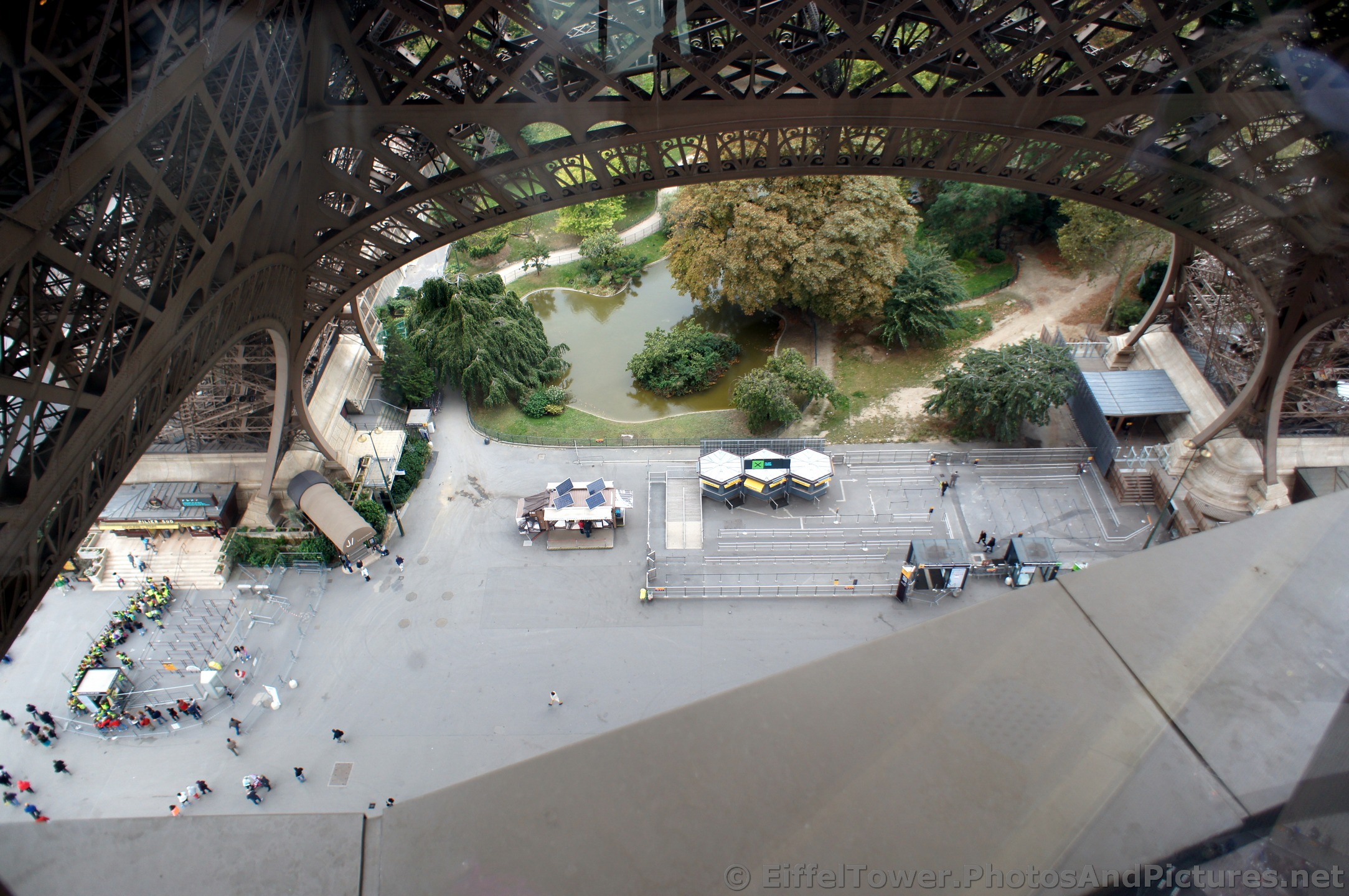 Eiffel Tower Ground Level viewed from First Floor.jpg