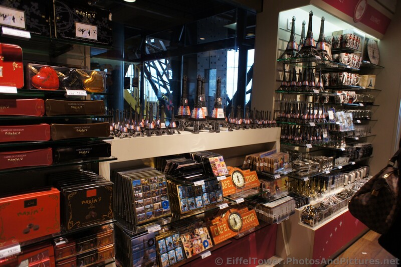 Eiffel Tower Replicas sold at the Official Store.jpg