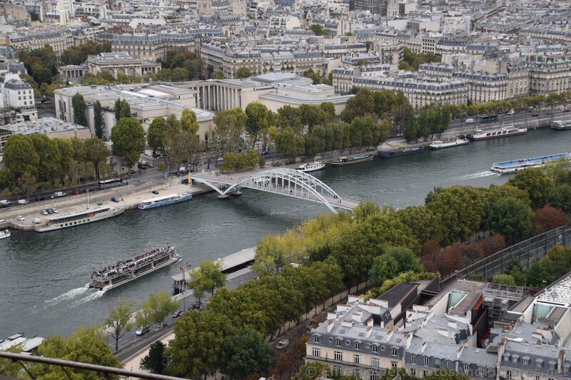 Palais de Tokyo and Place Debilly Bridge seen from the Eiffel Tower.jpg